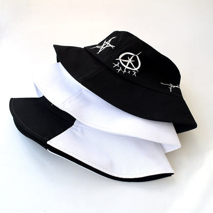 Black and White Bucket Hat – Classic Two-Tone Design for Men & Women (1)