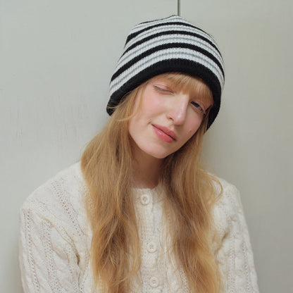 Black and White Beanie Knit Winter Hat Unisex Classic Everyday Style
